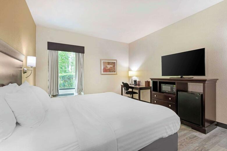 Hotel Best Western Plus Piedmont Inn And Suites