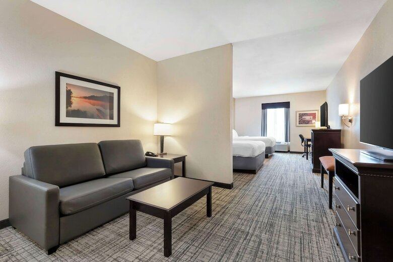 Hotel Best Western Plus Piedmont Inn And Suites