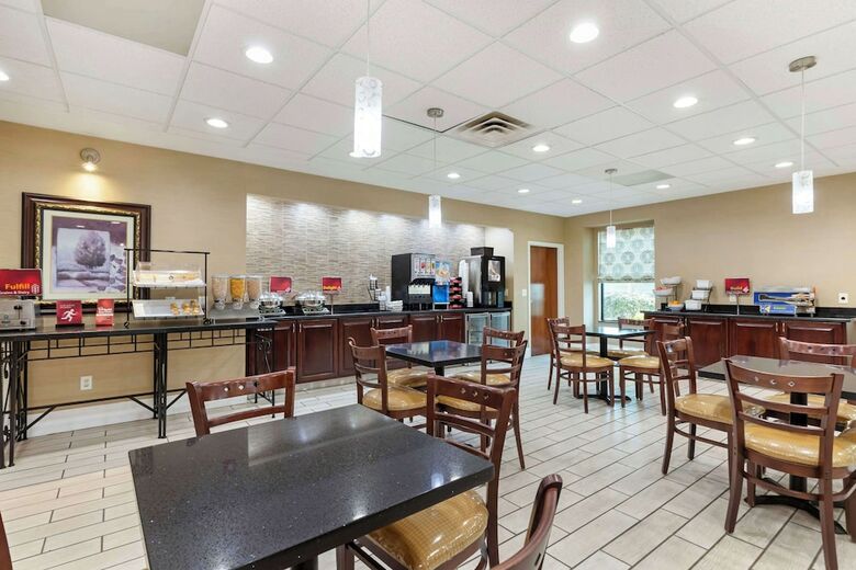 Hotel Best Western Plus Piedmont Inn And Suites