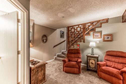 Pinon Park A10, 3 Brs, Deck, Hot Tub, Wifi, Sleeps 8
