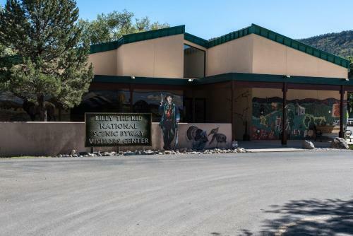 Pinon Park A10, 3 Brs, Deck, Hot Tub, Wifi, Sleeps 8