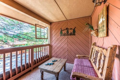 Pinon Park A10, 3 Brs, Deck, Hot Tub, Wifi, Sleeps 8