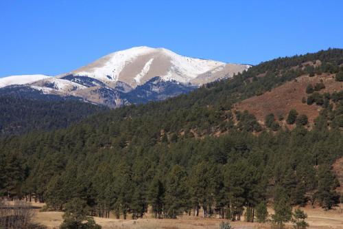 Pinon Park A10, 3 Brs, Deck, Hot Tub, Wifi, Sleeps 8