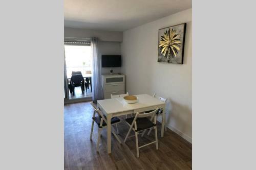 Apartamento Studio Port De Hy�res Proche Des Plages