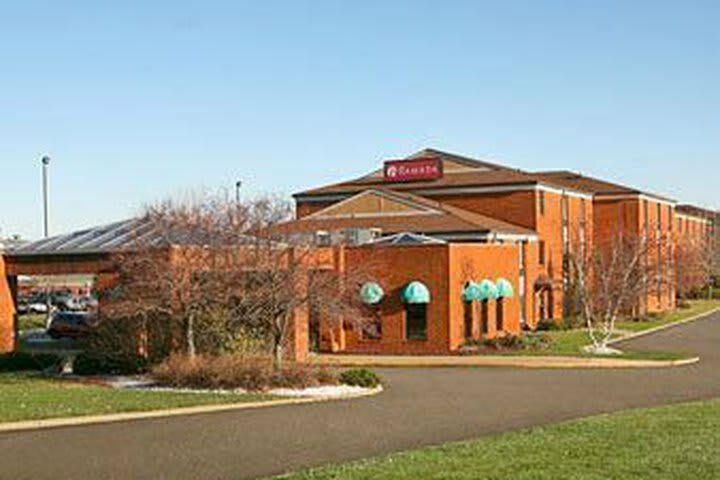 Hotel Ramada Hall Of Fame Canton
