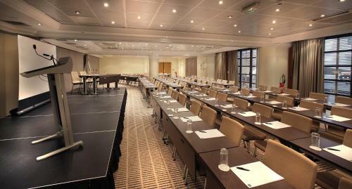 AC Hotel By Marriott Ambassadeur Antibes - Juan Les Pins