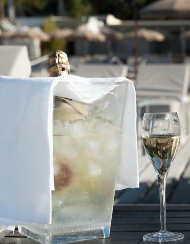 AC Hotel By Marriott Ambassadeur Antibes - Juan Les Pins
