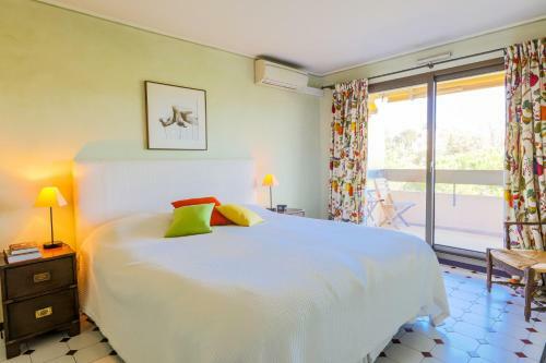 Apartamento Le Chateau De La Pinede