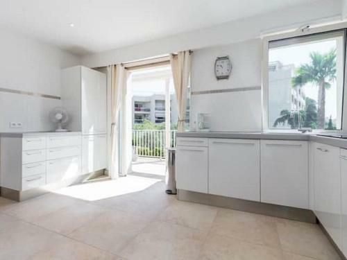 Enticing Villa In Juan-les-pins At 100 M From The Beach