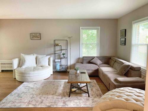 Beacons Great Getaway Near Hike, Parks, Shops And Art