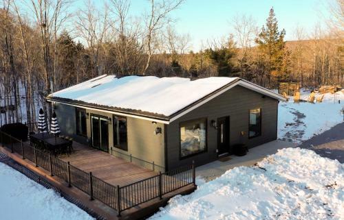Acorn Bungalow - Luxury Cabin, Catskills, Windham Mountain, Hunter Mountain