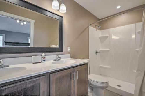 Echo Base Lodge Near Holiday Valley Slopes!