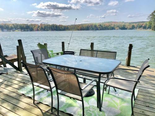 Lake Front Home Near Peek'n Peak