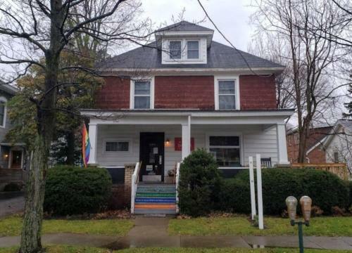 Large Bakery Apartment - Central Downtown Location