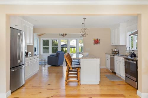 Greenport Village Vacationer's Delight