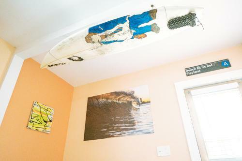 Vintage Beach House, Perfectly Located