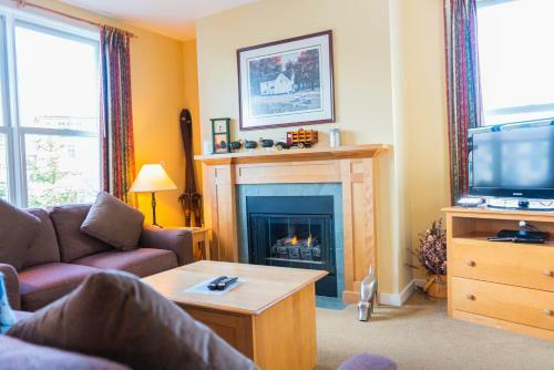 Hotel Long Trail House - Stratton Mountain