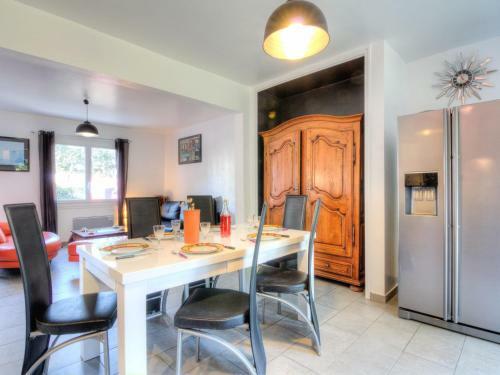 Holiday Home De La Plage