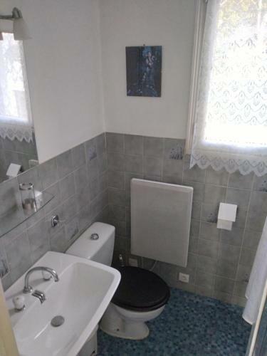 Des Vacances Calmes Dans Un Cadre Verdoyant
