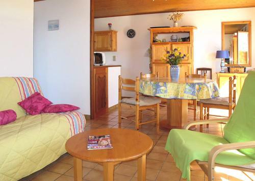 Holiday Home Les Coquelicots - Ido209