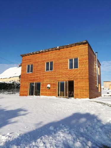 Bed & Breakfast Maison Ecologique En Paille