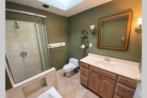 Comfortable Entire House For Rent 4 Bed 3 Baths