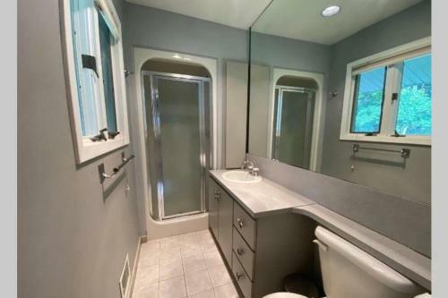 Comfortable Entire House For Rent 4 Bed 3 Baths
