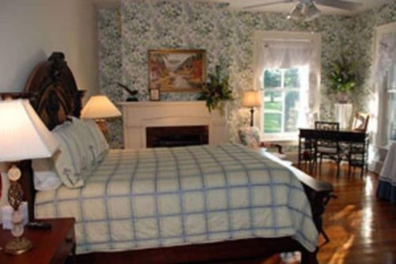 Rockwood Manor Bed & Breakfast