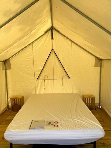 Tentrr Signature Site - Lower Pond Tent