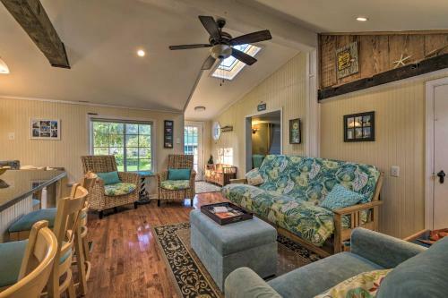 Lakeside Kent Home With Pier And Boat Ramp Access