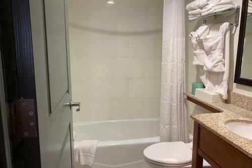 Hotel Ramada By Wyndham New York Times Square West