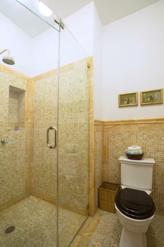 Hostal Manhattan Guest Suites