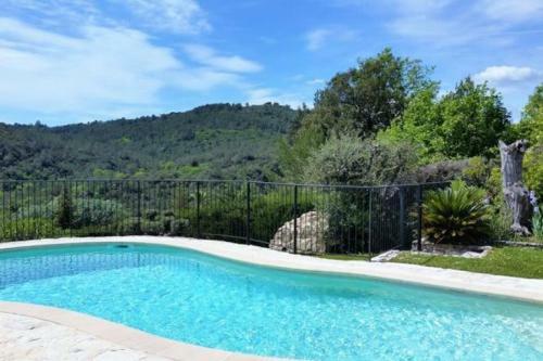 Villa De Charme Avec Vue Superbe � 10 Km De La Mer