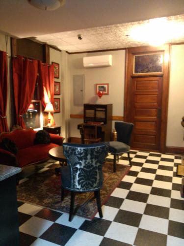 Posada Firehouse Inn