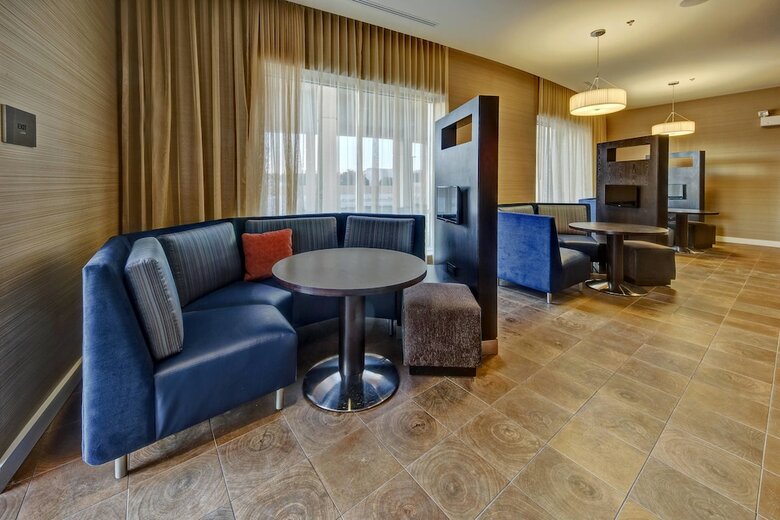 Hotel Courtyard By Marriott Westbury Long Island