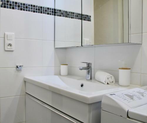 Apartamento Studio Centre Ville - Plage -clim - Le G�roudis