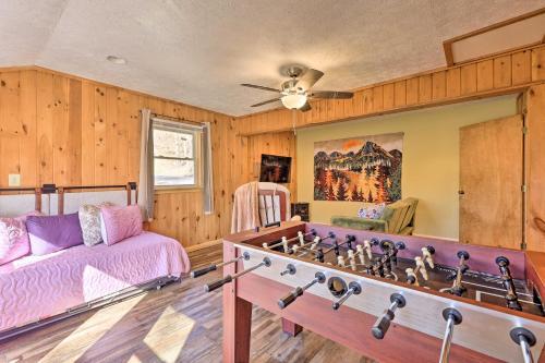 Sweet Cottage With Grandfather Mountain Views!