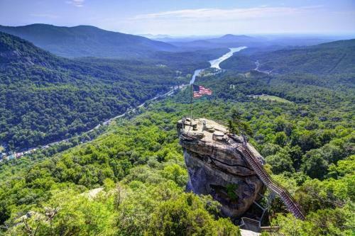 The Black Pearl In Black Mountain Nc
