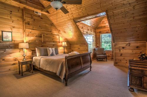 Black Mountain Hilltop Retreat