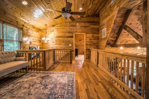 Black Mountain Hilltop Retreat