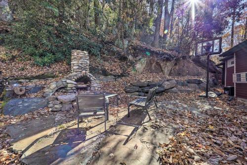 Cattail Creek Escape, 44 Mi To Mt Mitchell!