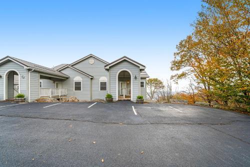 Vista Beech Retreat