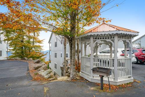 Vista Beech Retreat