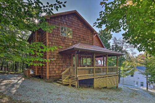 Updated Beech Mountain Home With Deck And Grill!