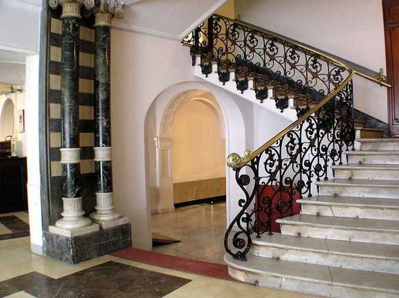 Hotel Oriente Atiram