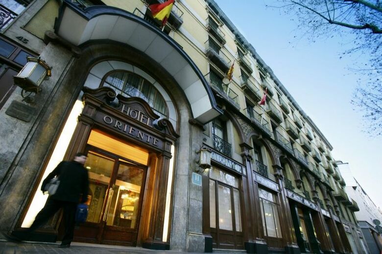 Hotel Oriente Atiram
