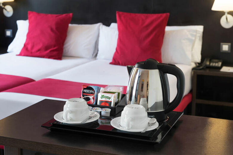 Hotel Oriente Atiram