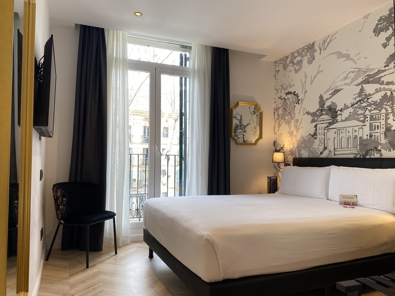 Hotel Oriente Atiram