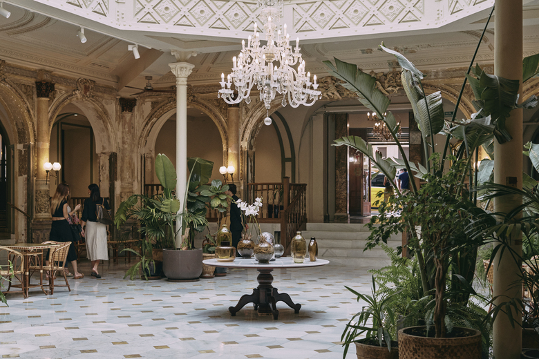 Hotel Oriente Atiram