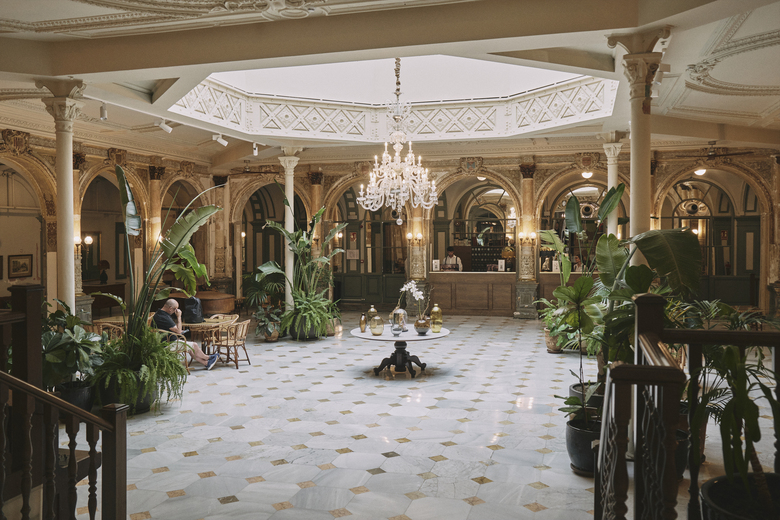 Hotel Oriente Atiram